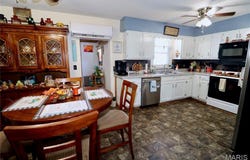 5781 Long State Highway Y, Conway, MO 65632