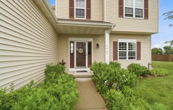 N2467 CHAPEL HILL Drive, GREENVILLE, WI 54942
