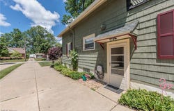 5364 Summit Road, Lyndhurst, OH 44124