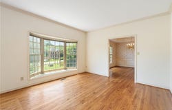 4413 Lochurst Drive, Pfafftown, NC 27040