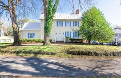 100 WALL STREET, QUEENSTOWN, MD 21658