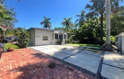 5703 SW 83rd St, South Miami, FL 33143