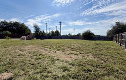 101 Parlin Ln, Fredericksburg, TX 78624