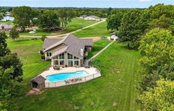 11210 Lakeview Drive, Erie, KS 66733