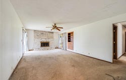 630 NW OO Highway, Centerview, MO 64019