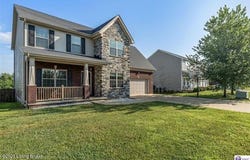 218 Sangria Dr, Vine Grove, KY 40175