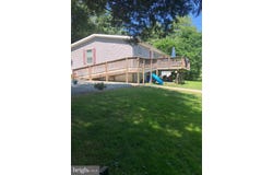 11 CREEK RD, DELTA, PA 17314