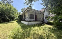 620 S Douglas Avenue, Springfield, MO 65806