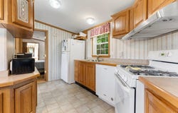 97 Julia Dr, Attleboro, MA 02703