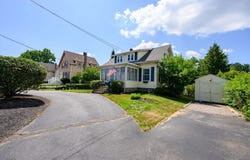 39 Beal St, Rockland, MA 02370
