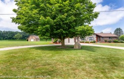 13749 Tallman Road, Grand Ledge, MI 48837