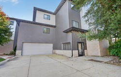 221 E 5th Street, Cedar Falls, IA 50613