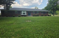 1015 Mount Holly rd, Fairdale, KY 40118