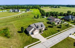 5212 W Shoreline Terrace, Muncie, IN 47304