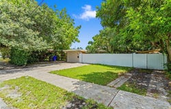 917 N 26th Avenue, Hollywood, FL 33020-3301