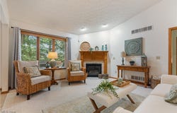 2199 Prestwick Drive, Uniontown, OH 44685