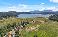 13085 N Ragged Ridge Rd, Hauser, ID 83854