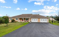 409 Whispering Pines Rd, Max Meadows, VA 24360