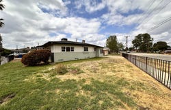 901 Paloma Street, Bakersfield, CA 93304