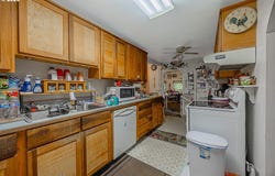 1446 N COLLIER ST, Coquille, OR 97423