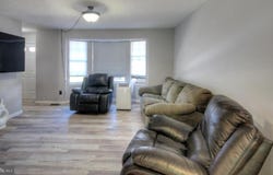 14 BLUE JAY DRIVE, CLEMENTON, NJ 08021
