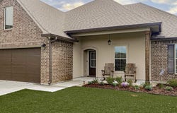 40256 Maddie Dr, Prairieville, LA 70769