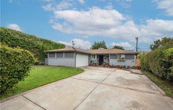 915 E Hollyvale Street, Azusa, CA 91702