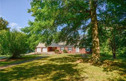 122 Casto Road, Charleston, WV 25313