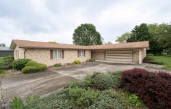 207 Crescent Avenue, Kendallville, IN 46755-1931