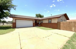824 W Yucca Avenue, Clovis, NM 88101