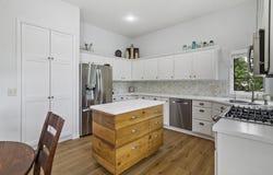 109 Lakeview Drive, Hartford City, IN 47348