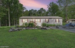 78 Orion Way, Lake Ariel, PA 18436
