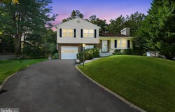 12008 POINT LONGSTREET Way, WOODBRIDGE, VA 22192