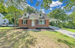 2631 Idlewild BLVD NE, Roanoke, VA 24012