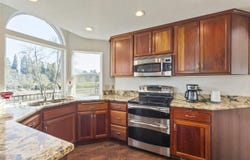 900 Mystic Dr, Grants Pass, OR 97527