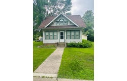 206 2nd Ave, Bellingham, MN 56212