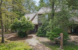 214 Snow Ridge Circle, Lake Harmony, PA 18624