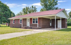 1060 Rowan Road, Lumberton, NC 28358