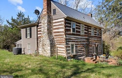 37275 CHARLES TOWN, HILLSBORO, VA 20132
