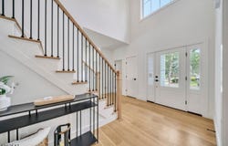 35 Georgia St, Cranford Twp., NJ 07016-2741