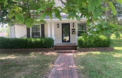 501 Monroe Street, Versailles, MO 65084