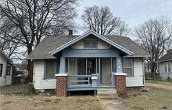 824 E Main Street, Independence, KS 67301