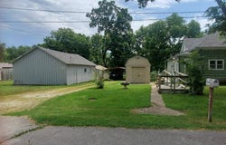 920 N Lafayette, Chanute, KS 66720