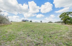 115 Turney Trace, Round Top, TX 78954