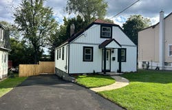 209 SUMMIT Avenue, WILLOW GROVE, PA 19090