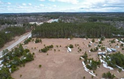 9468 N Star Ln, Crivitz, WI 54114