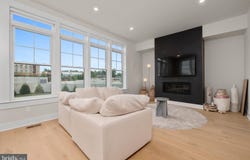 304 SQUIRE DRIVE, NEWTOWN SQUARE, PA 19073