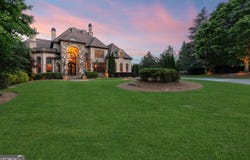 878 Middle Fork, Suwanee, GA 30024