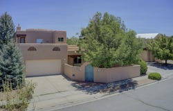 3044 Pueblo Puye, Santa Fe, NM 87507