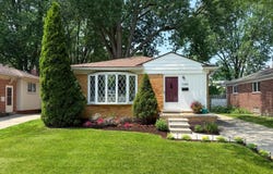 1349 N Custer Avenue, Clawson, MI 48017
